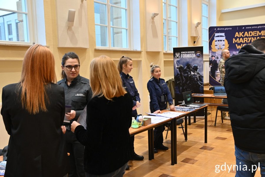 Uczestnicy 3. edycji Akademickich Targów Pracy Służb Mundurowych