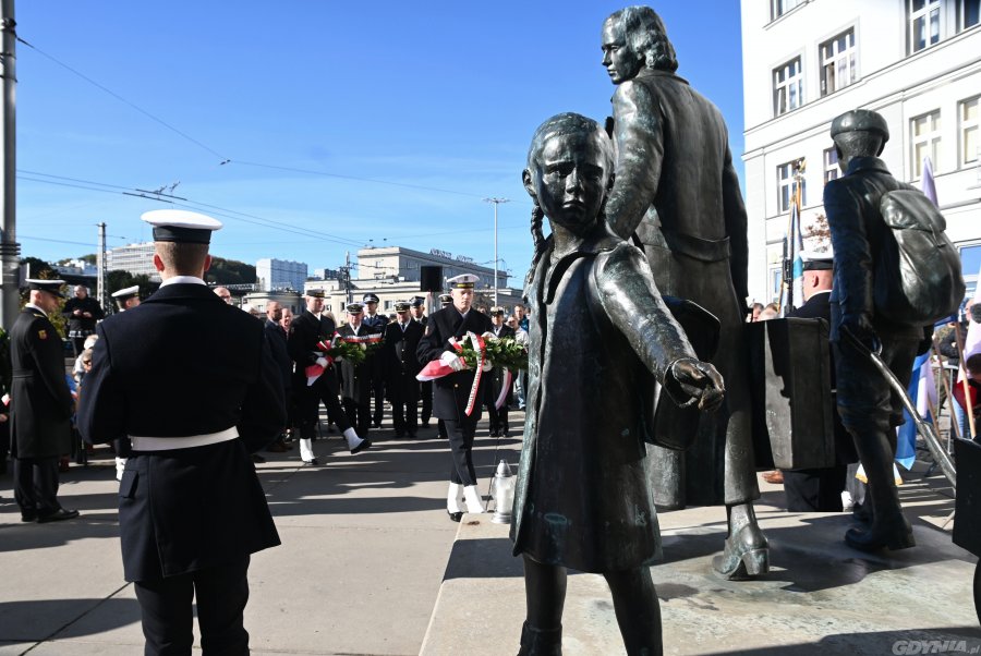 85 lat od wysiedleń gdynian. Oficjalne uroczystości // fot. Dominika Sobiech