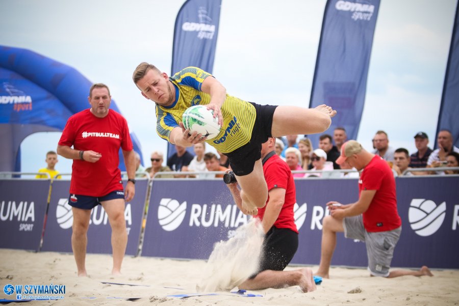 Turniej 1 v 1 w rugby na plaży za nami fot. Wojciech Szymański