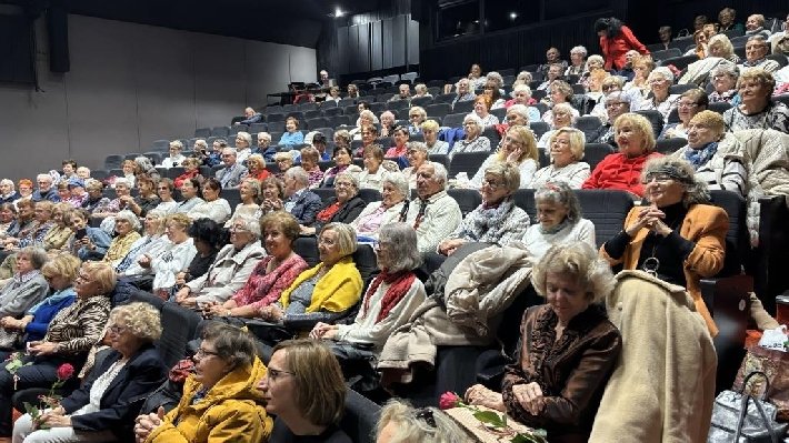 Inauguracja roku akademickiego Gdyńskiego Uniwersytetu Trzeciego Wieku