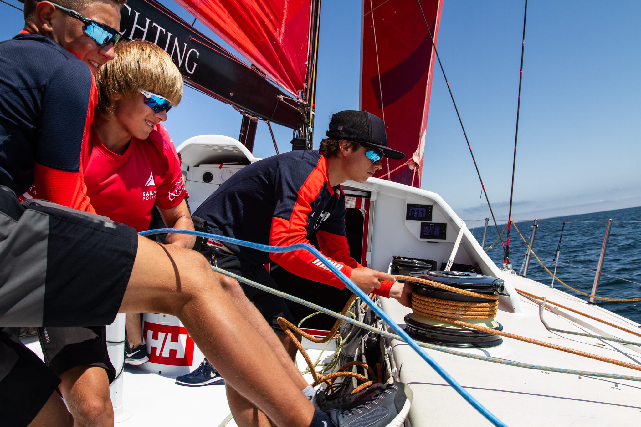 Załoga jachtu VO65 Sailing Poland. Fot. Przemysław Kozłowski