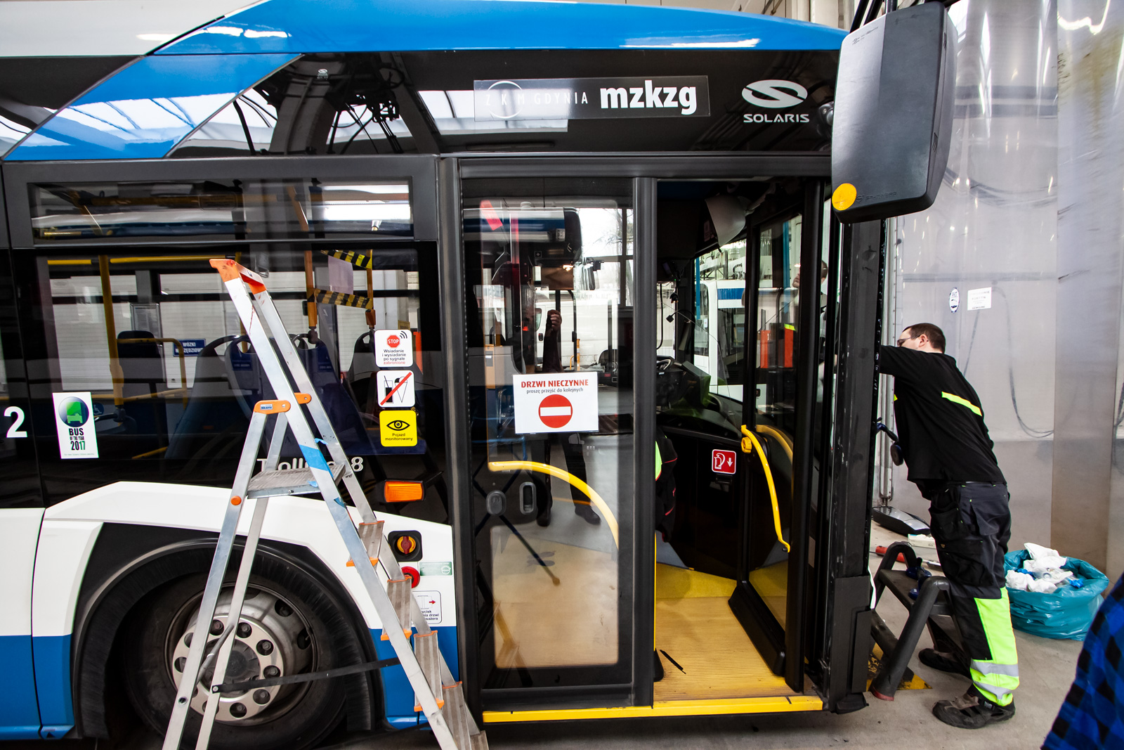 Przód autobusów ZKM zostanie wydzielony taśmami, fot. ZKM Gdynia