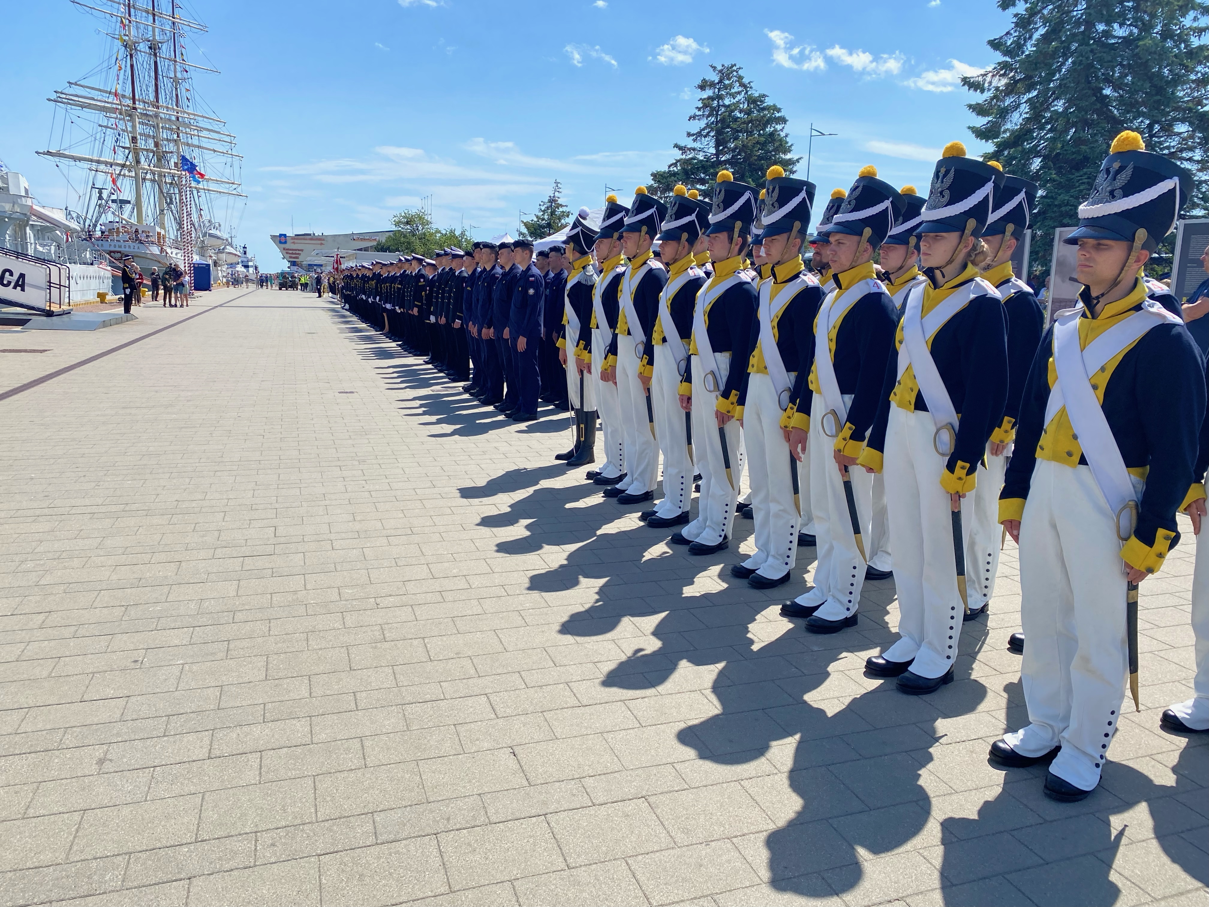 Promocja oficerska na pokładzie ORP „Błyskawica” (fot. Radosław Maślak)