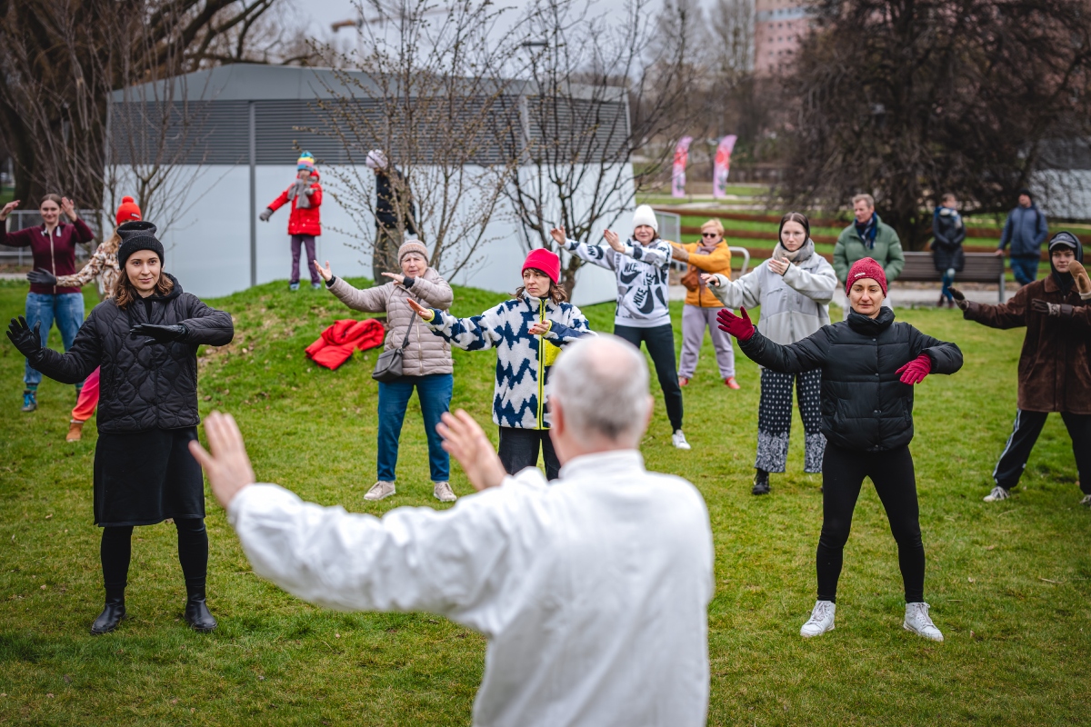 Zajęcia Tai Chi w Parku Centralnym