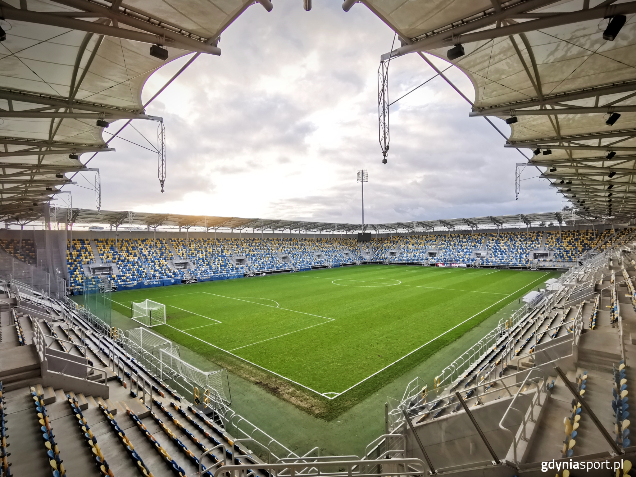 zdjęcie stadionu z dnia meczu