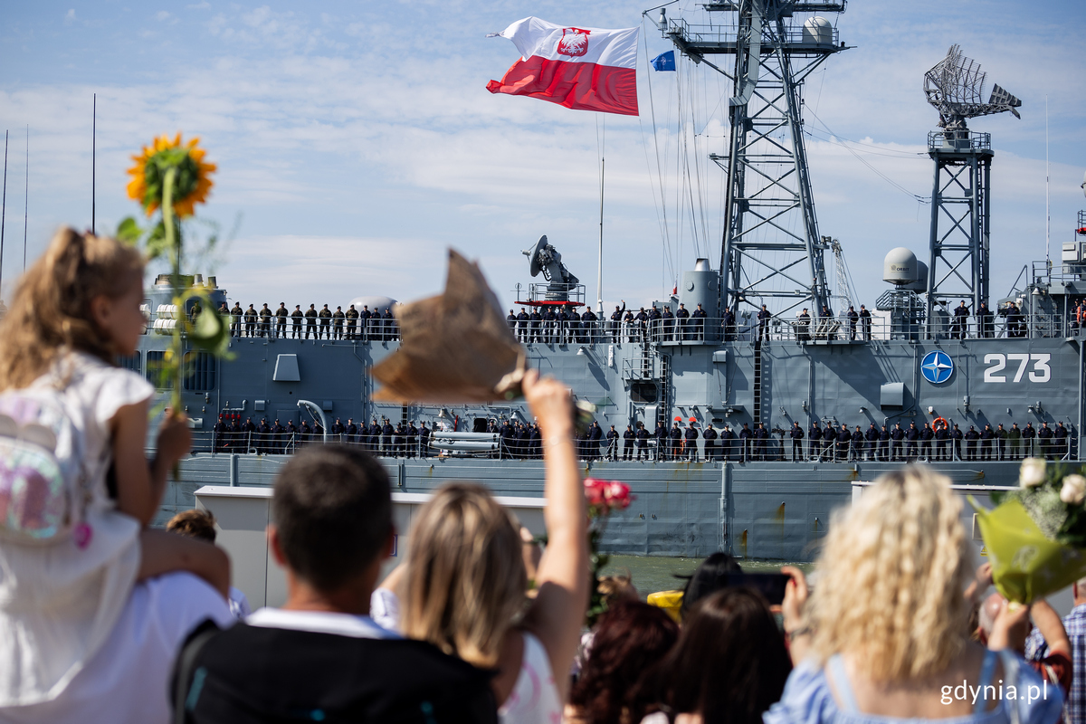 ORP Kościuszko wpływa do Portu Wojennego Gdynia. Fot. Przemysław Kozłowski